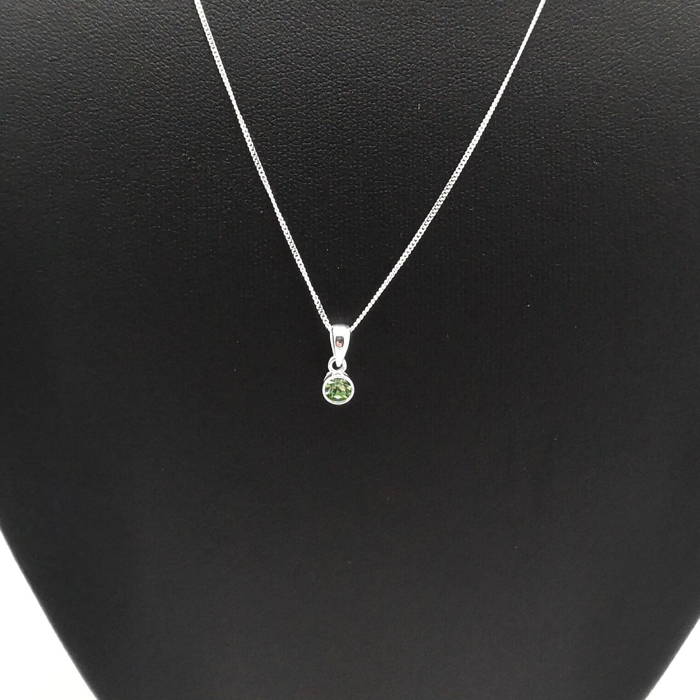 Sterling Silver 4mm Green CZ Pendant (Aug)
