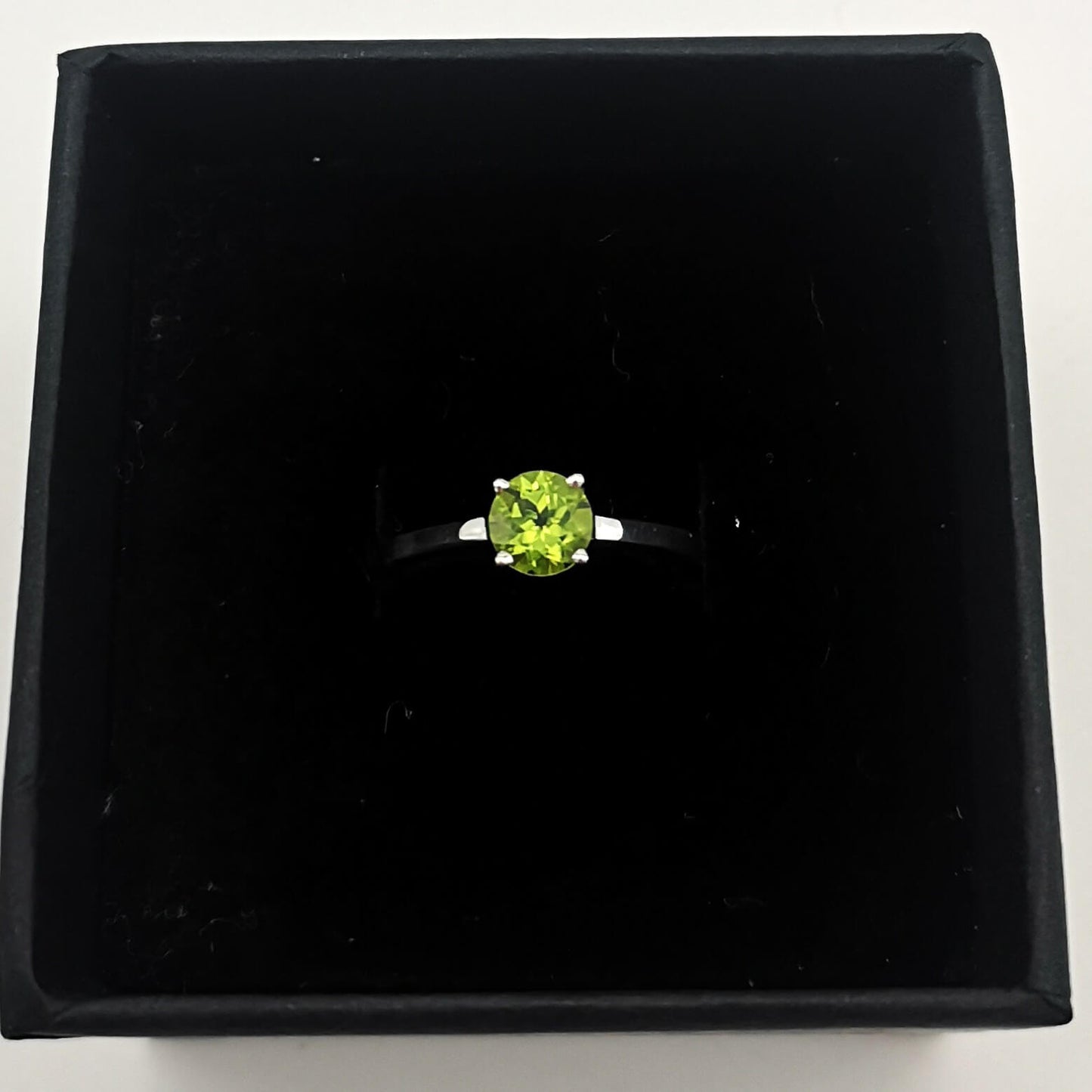 Sterling Silver Peridot La Preciada Solitaire Ring